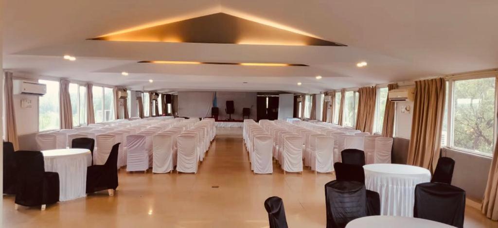Goveia Grand Resort Aguada Bagian luar foto